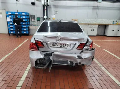 2015 Mercedes-Benz E 220 WDDHF0AB4FB168115 VIN:WDDHF0AB4FB168115