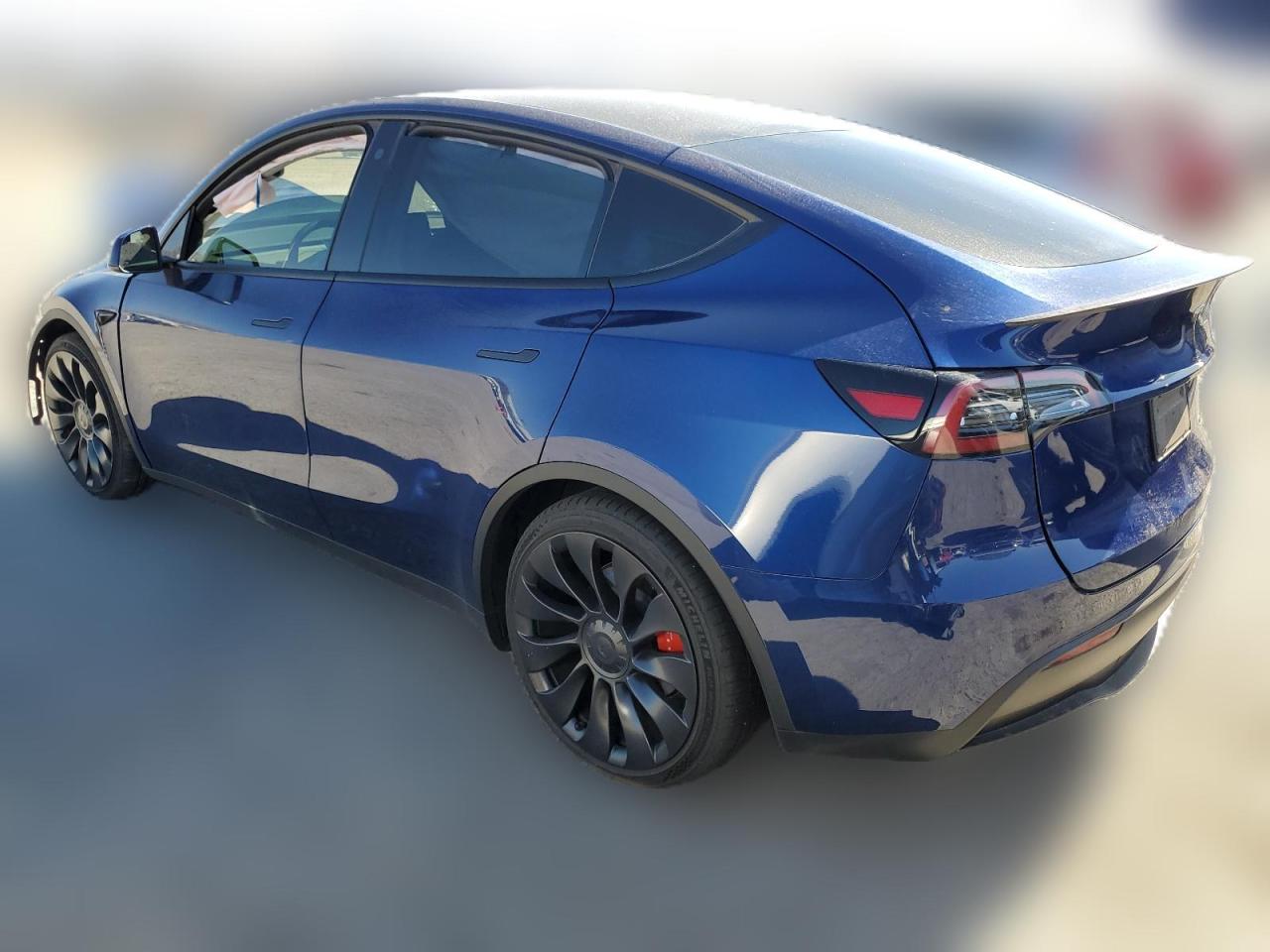 2023 TESLA MODEL Y  VIN:7SAYGDEF8PF768360