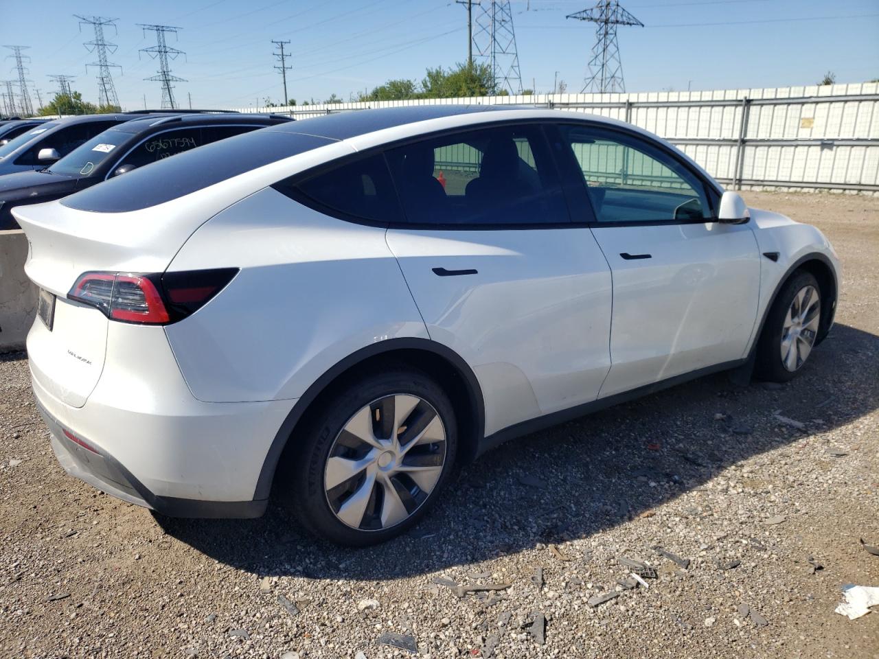 2023 TESLA MODEL Y  VIN:7SAYGAEE6PF760327