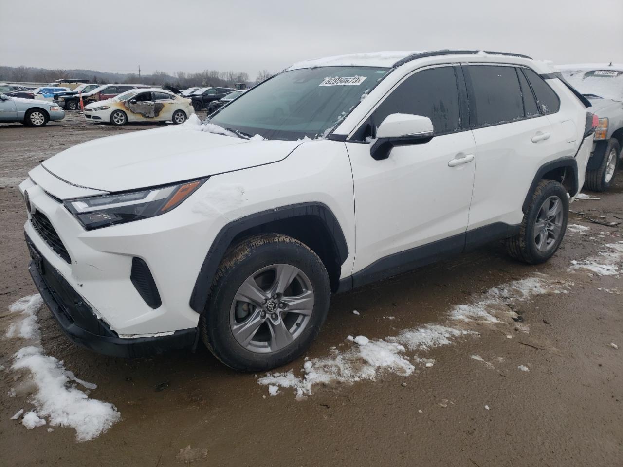 2022 TOYOTA RAV4 XLE VIN:2T3P1RFV2NC265655