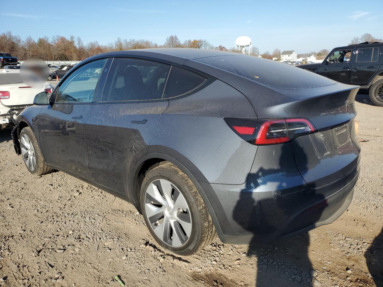 2023 TESLA MODEL Y  VIN:7SAYGDEE3PA194626