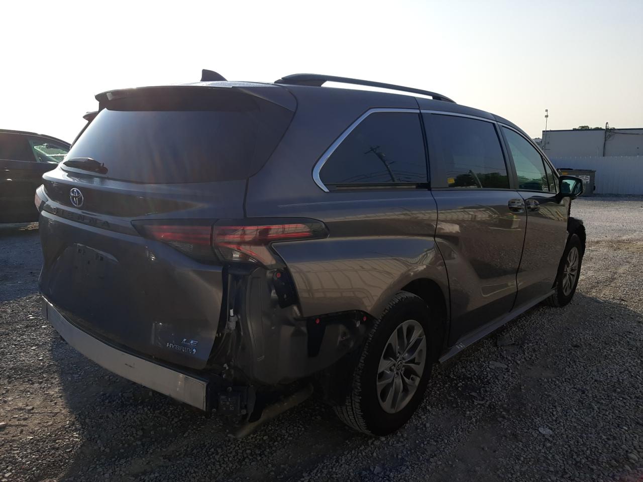 2022 TOYOTA SIENNA LE VIN:5TDKRKECXNS103668