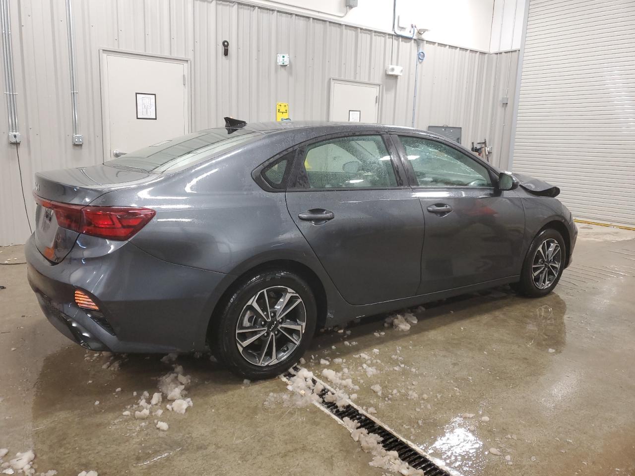 2024 KIA FORTE LX VIN:3KPF24AD9RE767332