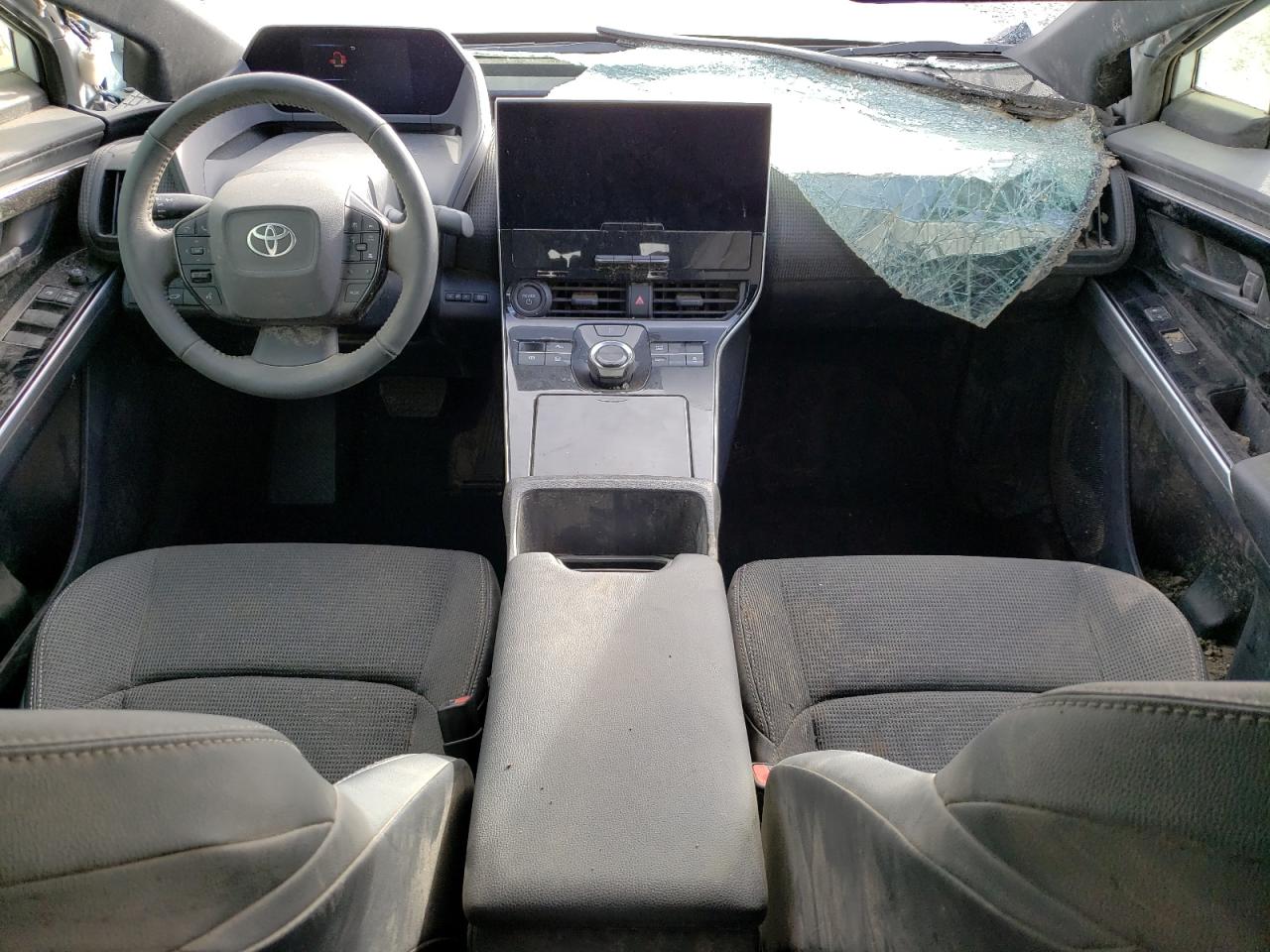 2024 TOYOTA BZ4X XLE VIN:JTMAAAAA6RA044428