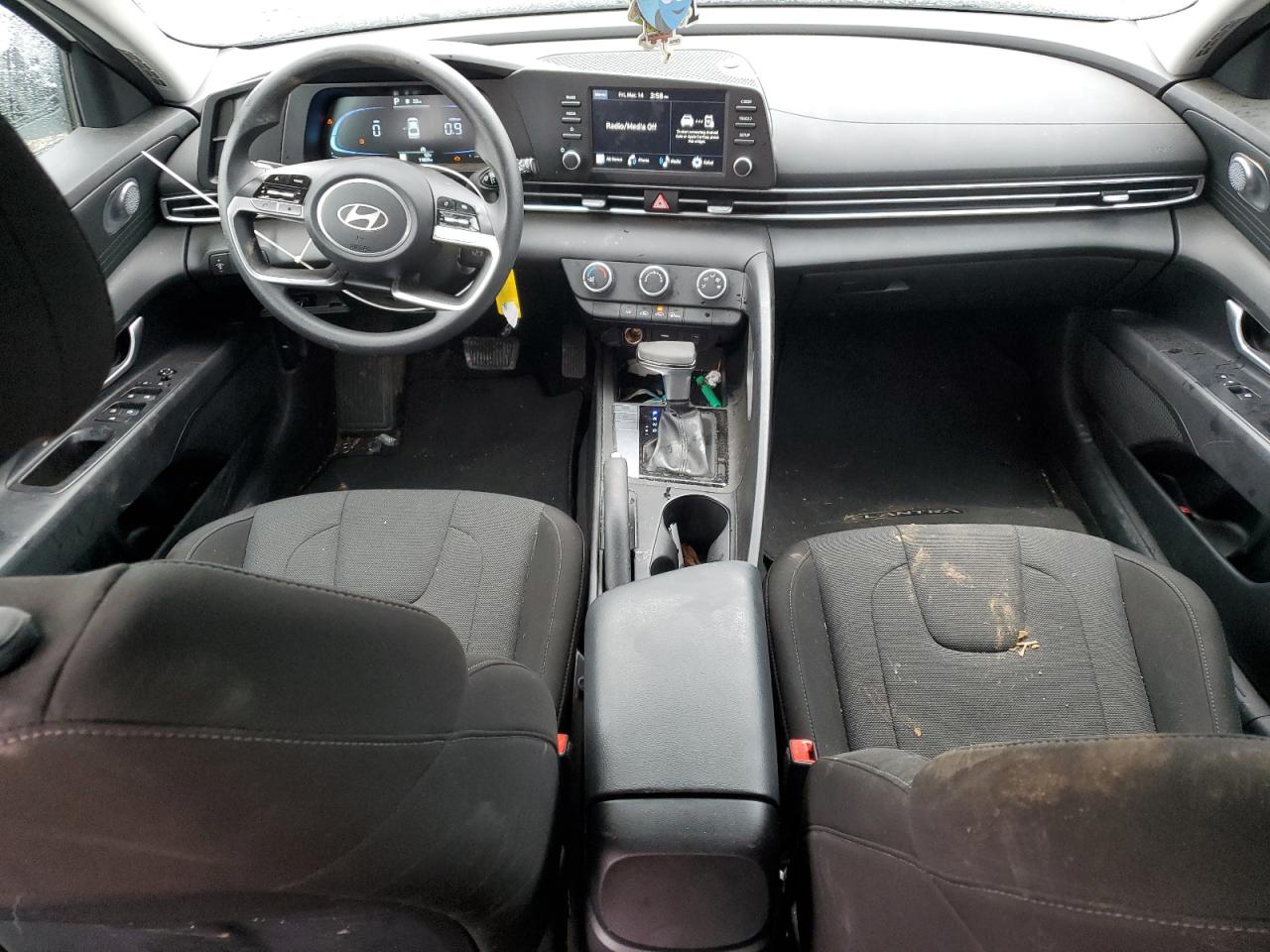 2024 HYUNDAI ELANTRA SE VIN:KMHLL4DG8RU816748