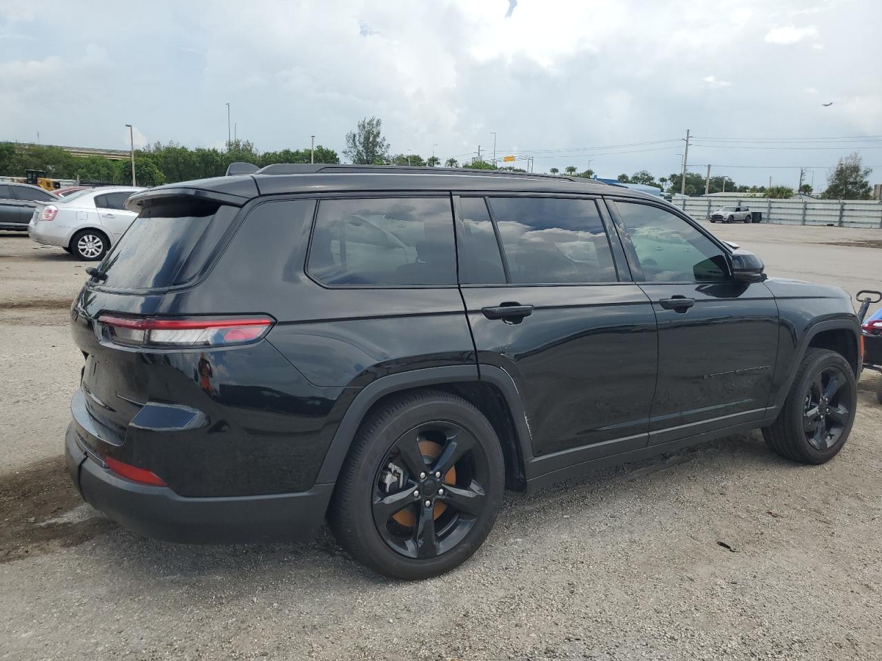 2024 JEEP GRAND CHEROKEE L LAREDO VIN:1C4RJJAG1R8940604