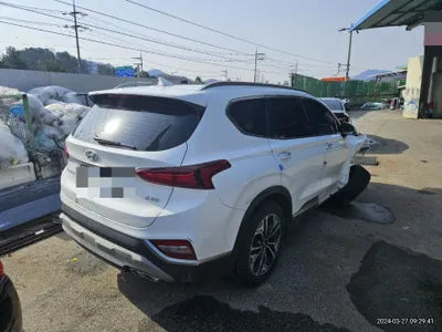 2018 Hyundai Santa FE VIN: