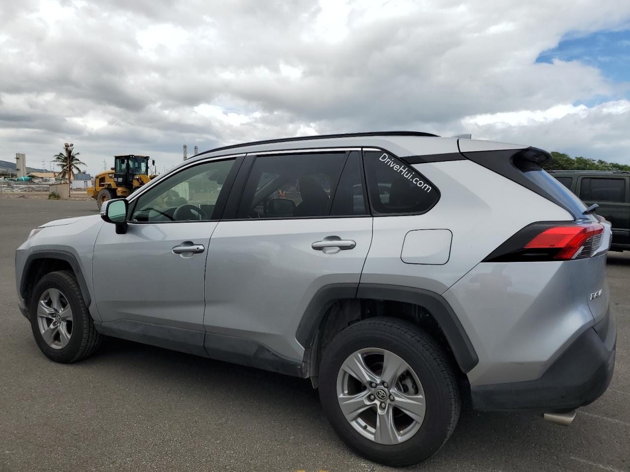 2023 TOYOTA RAV4 XLE VIN:JTMW1RFV2PJ025677