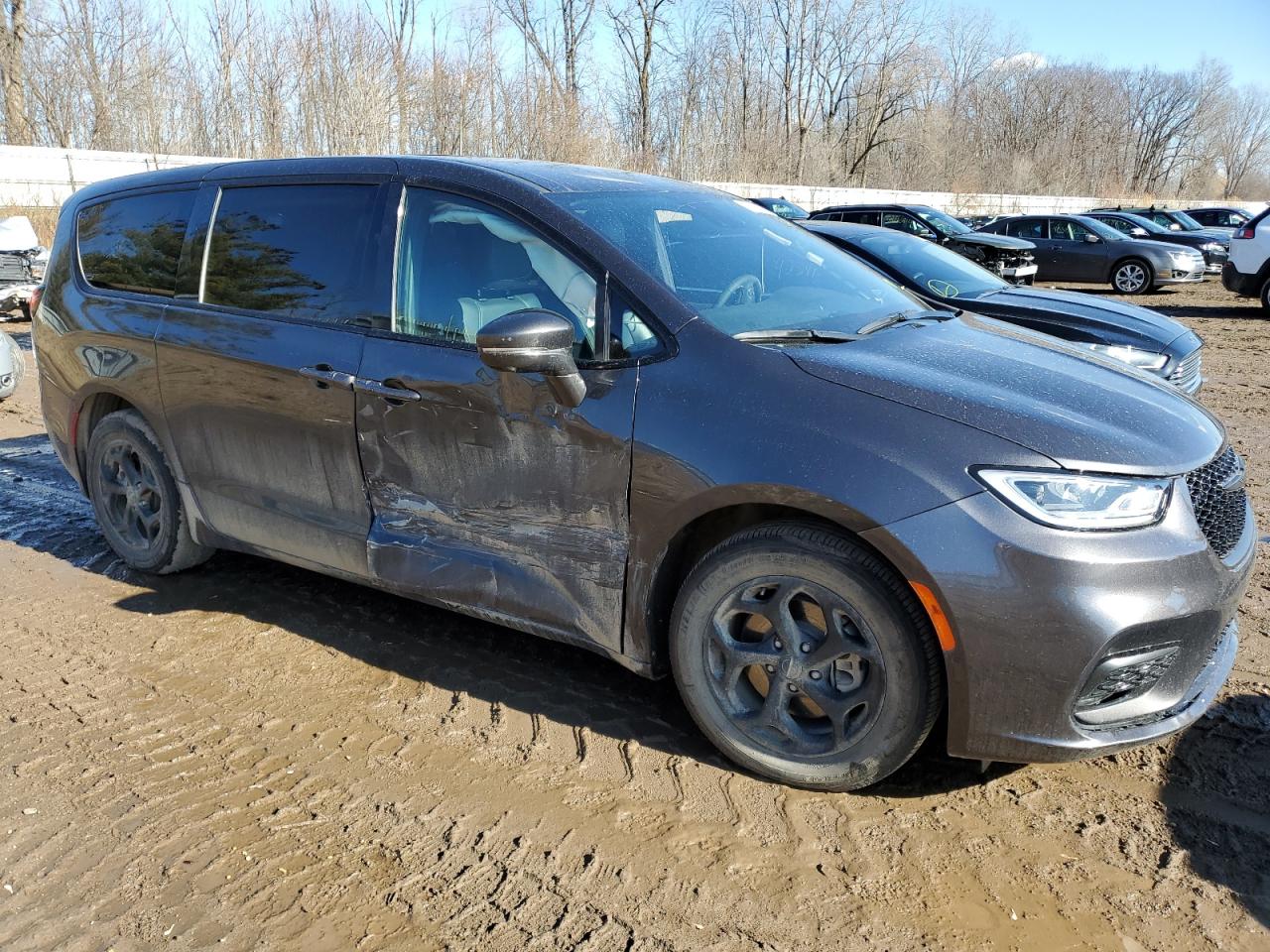 2022 CHRYSLER PACIFICA HYBRID TOURING L VIN:2C4RC1L71NR130024