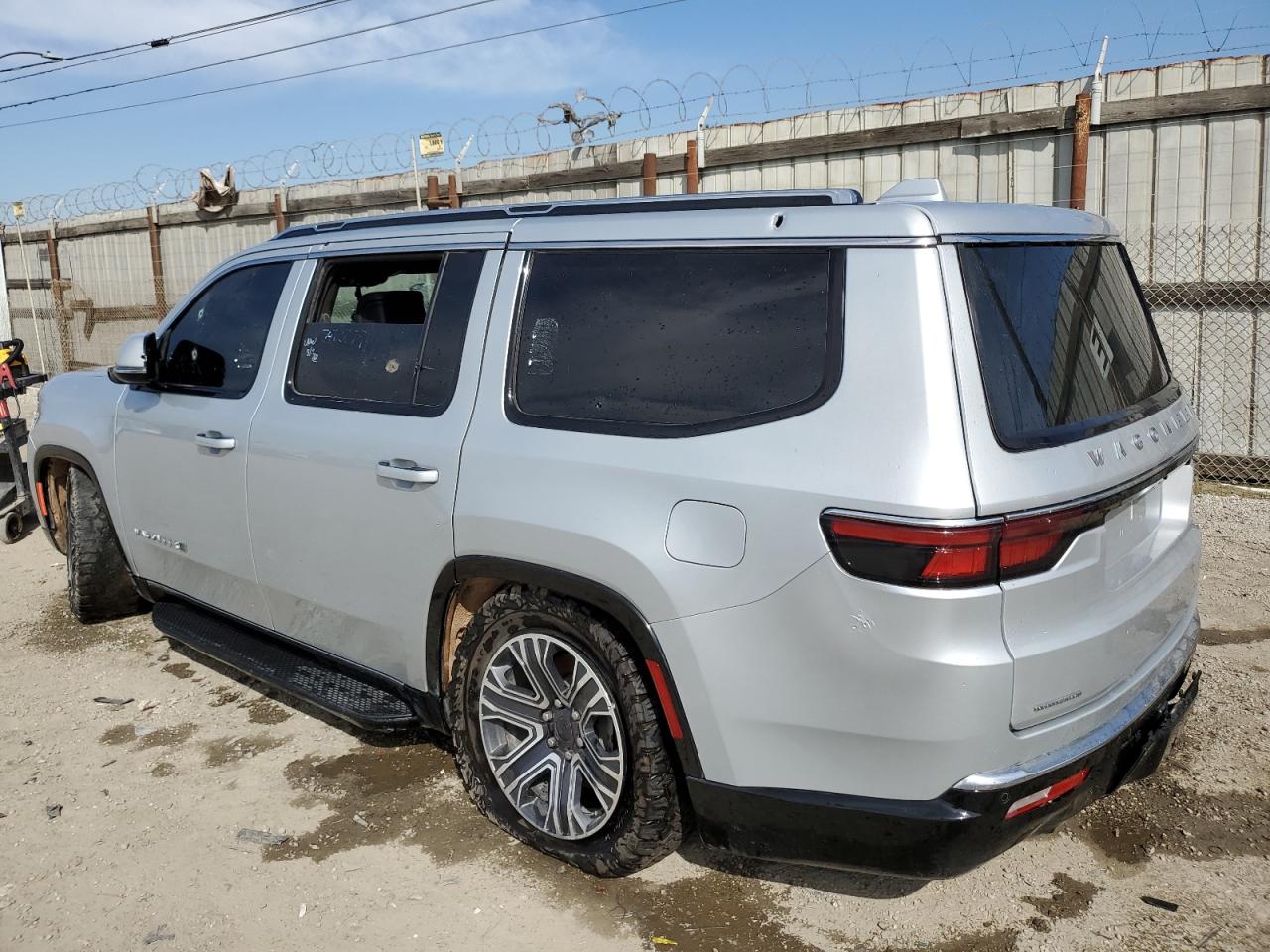2022 JEEP WAGONEER SERIES III VIN:1C4SJVDT2NS216449