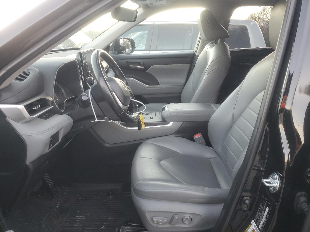 2022 TOYOTA HIGHLANDER HYBRID XLE VIN:5TDHBRCH1NS550220