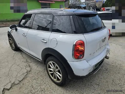 2016 MINI Countryman VIN: