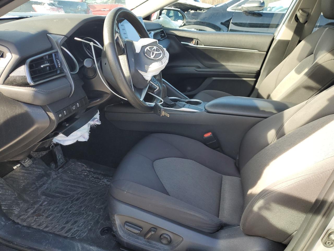 2022 TOYOTA CAMRY LE VIN:4T1C11AKXNU635741