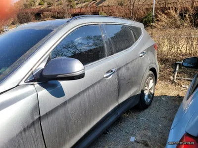 2017 Hyundai Santa FE KMHSW81UBHU765008 VIN:KMHSW81UBHU765008