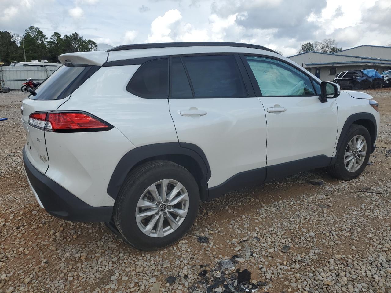 2022 TOYOTA COROLLA CROSS LE VIN:7MUCAAAG6NV025197