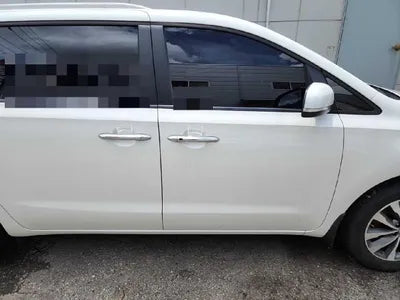 2015 Kia Carnival VIN: