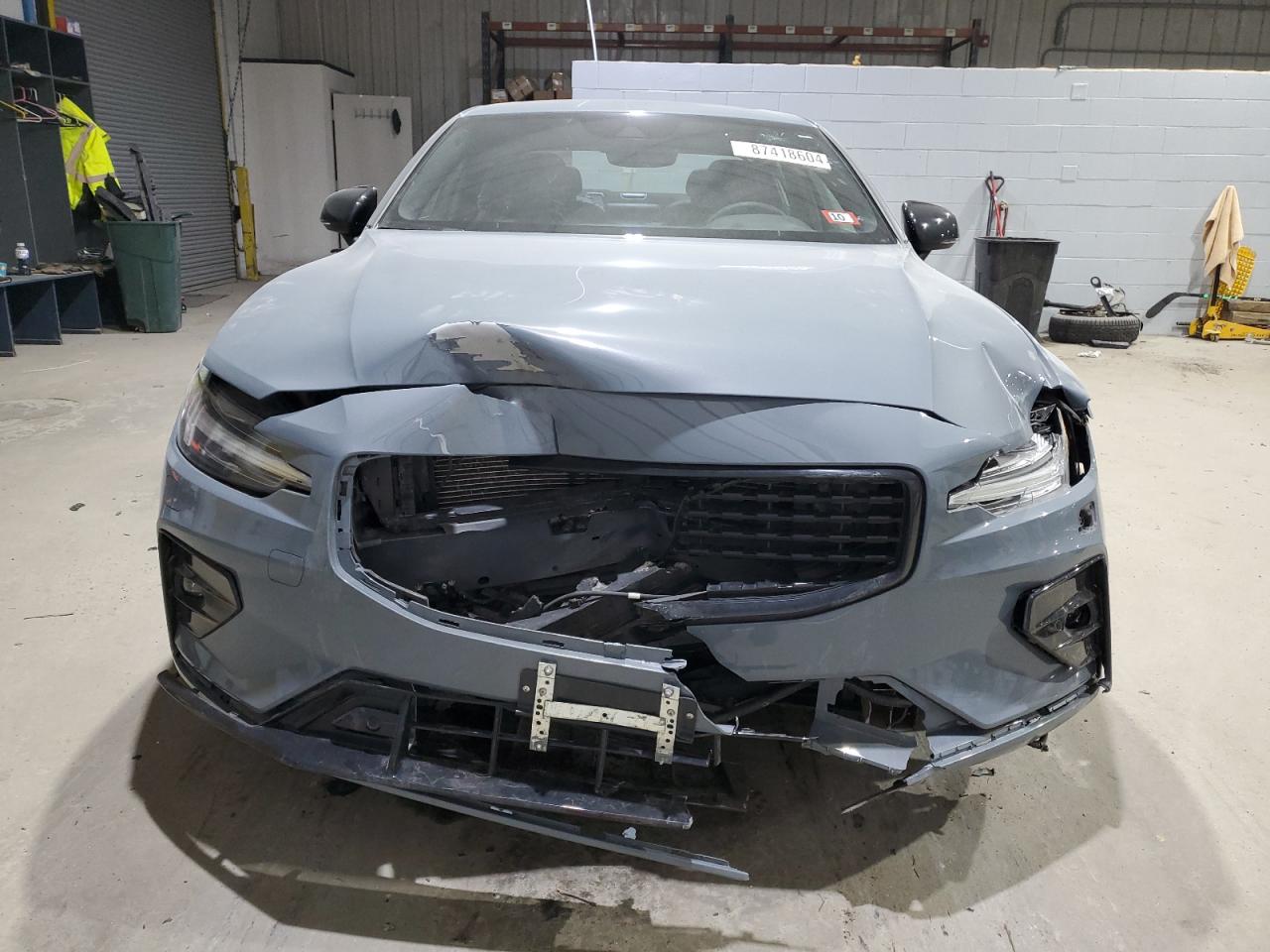 2022 VOLVO S60 B5 R-DESIGN VIN:7JRL12TMXNG160729