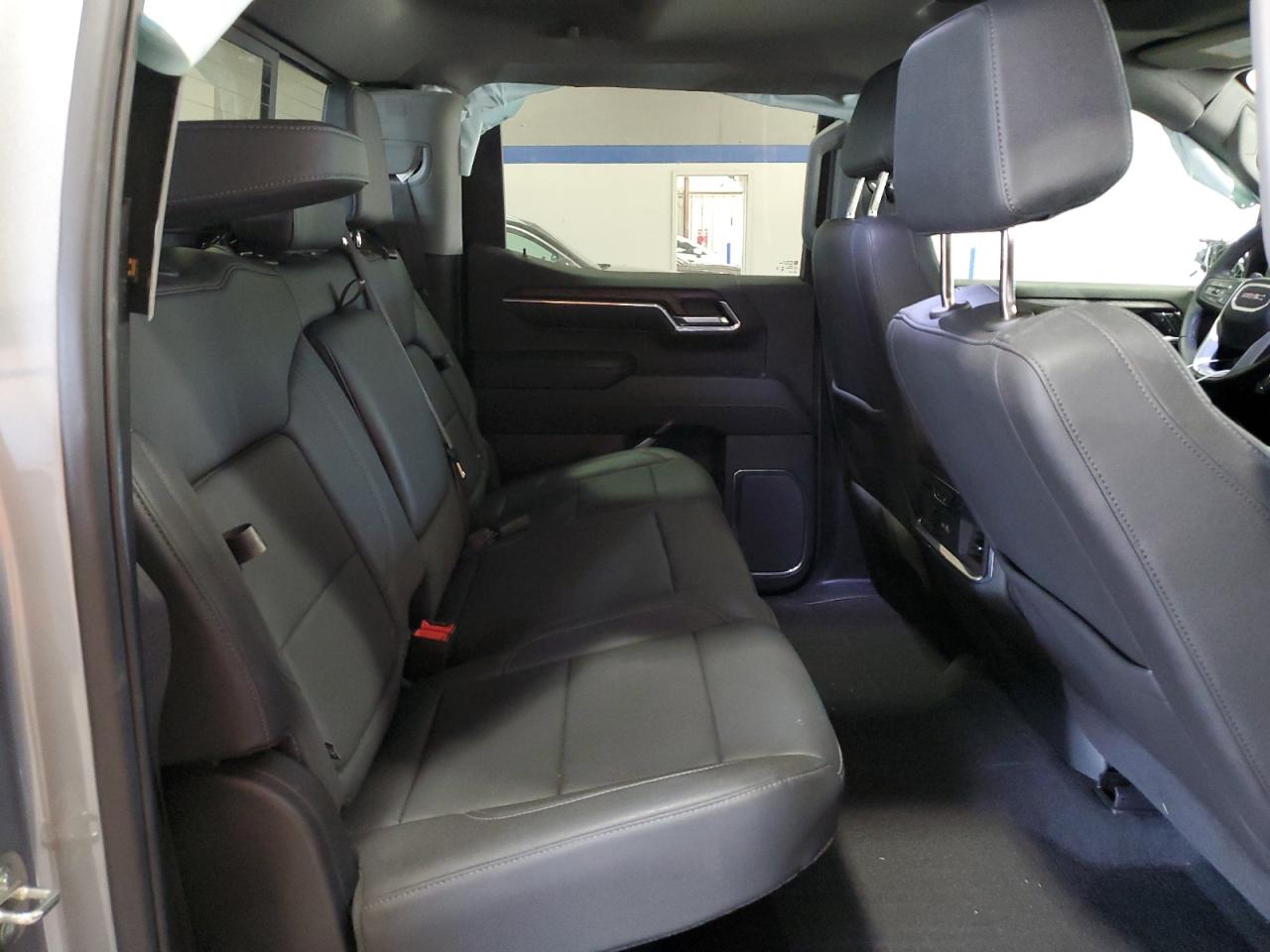 2024 GMC SIERRA K1500 SLT VIN:1GTUUDED6RZ234760