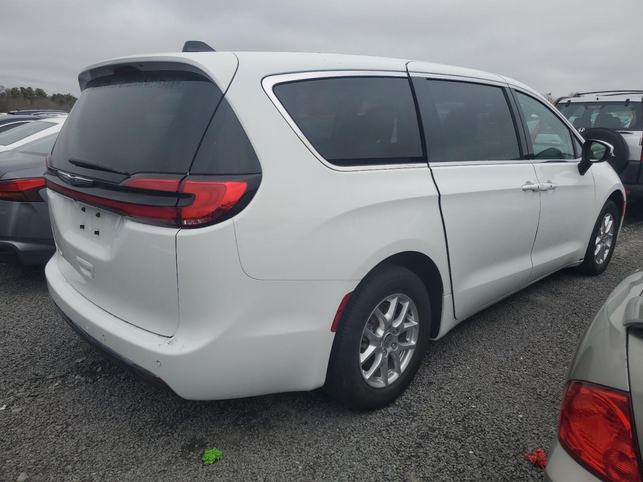 2023 CHRYSLER PACIFICA TOURING L VIN:2C4RC1BGXPR502397