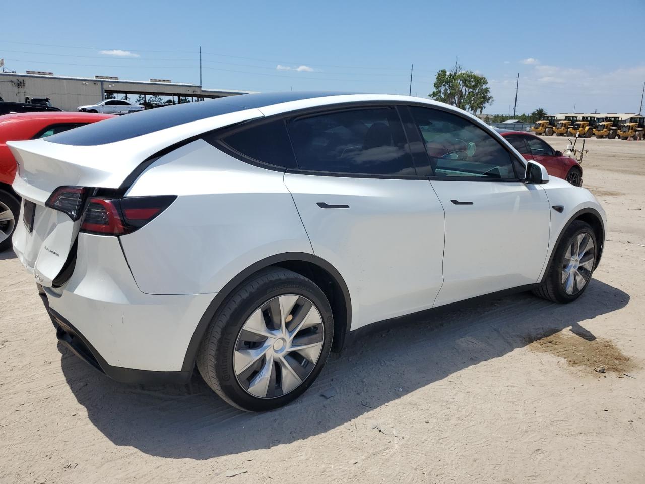 2023 TESLA MODEL Y  VIN:7SAYGAEEXPF870622