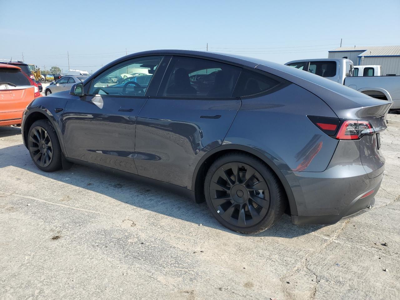 2023 TESLA MODEL Y  VIN:7SAYGDEE4PF752566