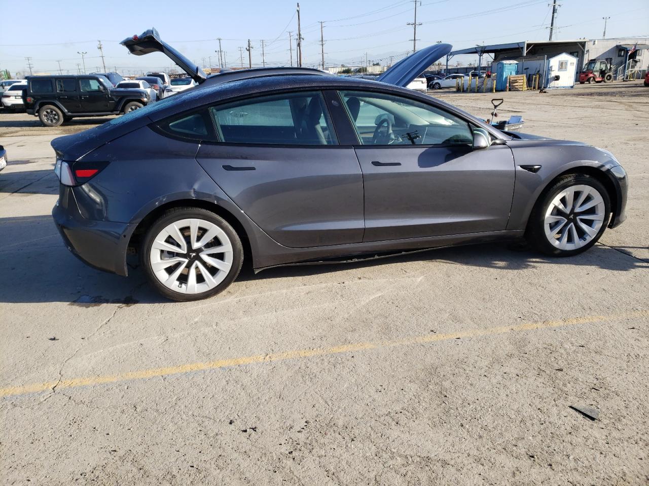 2023 TESLA MODEL 3  VIN:5YJ3E1EAXPF571772