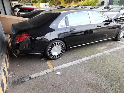 2017 Mercedes-Benz Maybach S 560 VIN: