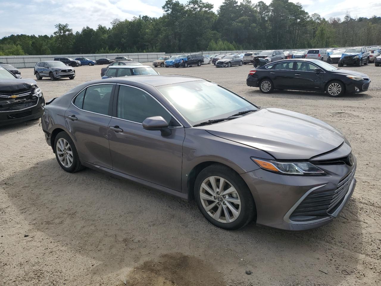 2022 TOYOTA CAMRY LE VIN:4T1C11AK1NU708267