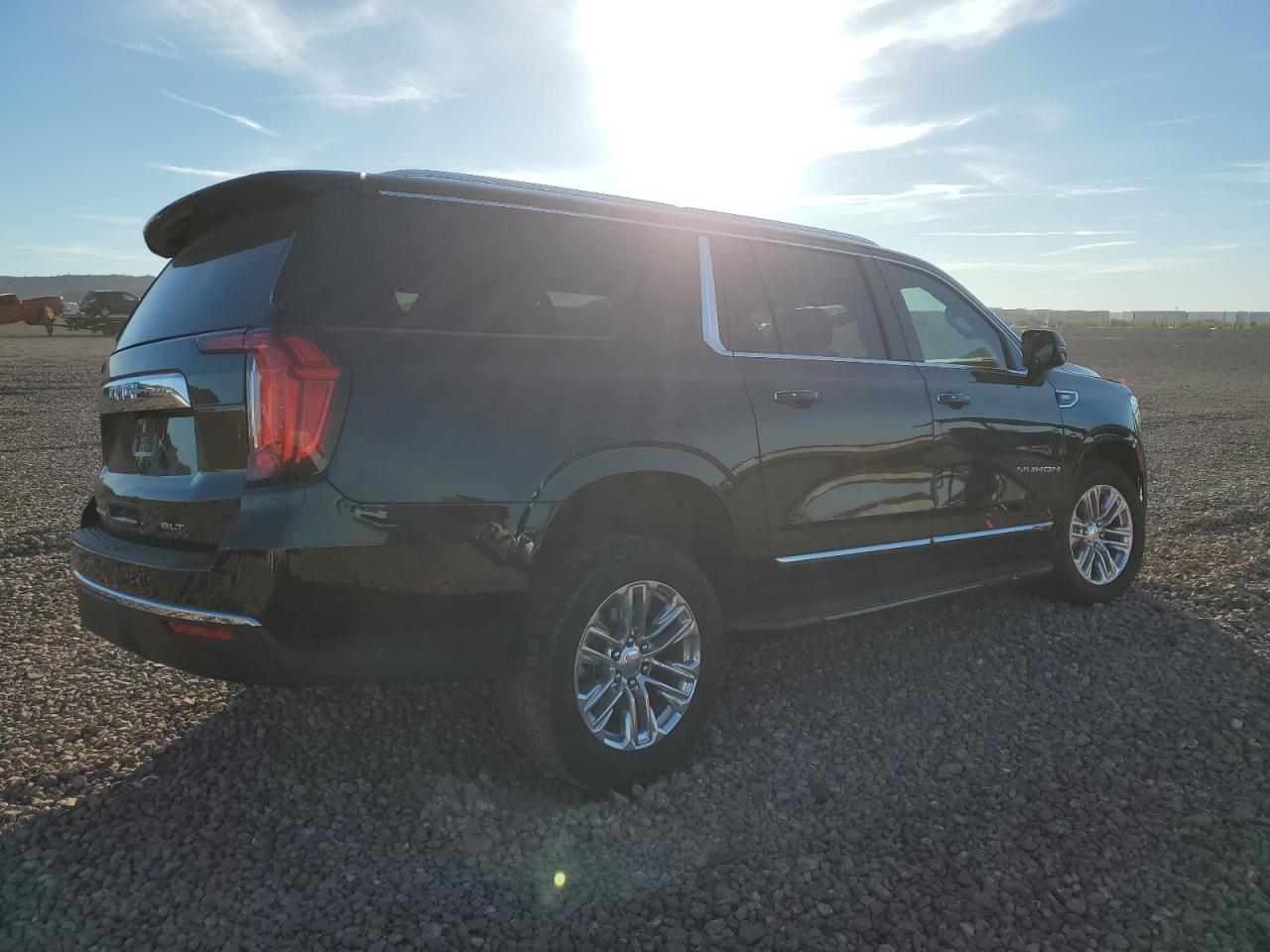 2022 GMC YUKON XL K1500 SLT VIN:1GKS2GKD0NR271613