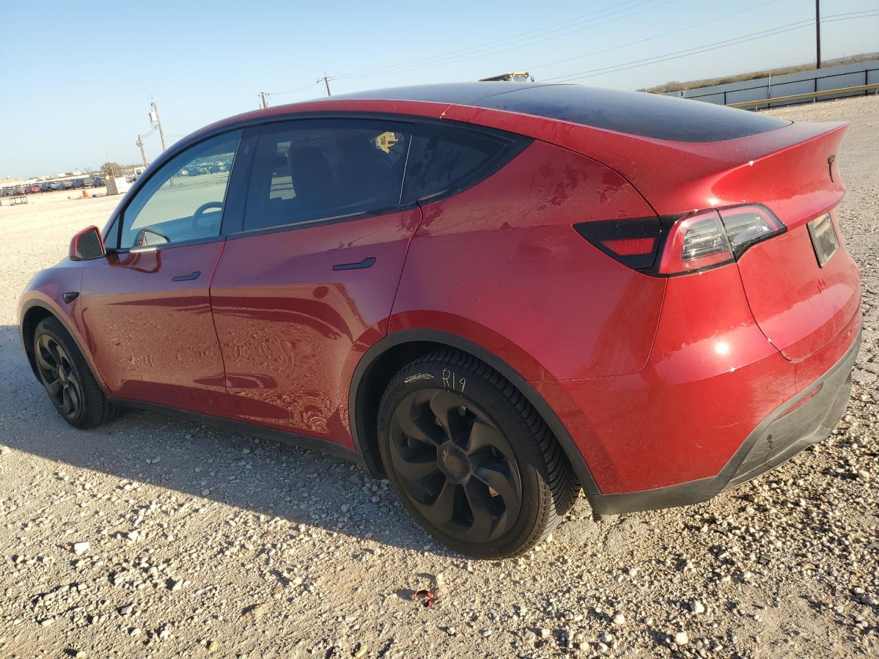 2023 TESLA MODEL Y  VIN:7SAYGDEE0PA130642