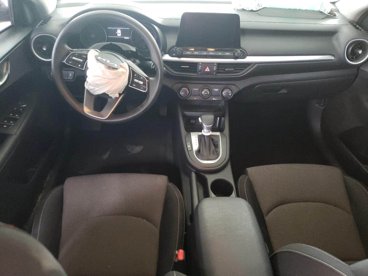 2022 KIA FORTE FE VIN:3KPF24AD0NE462036