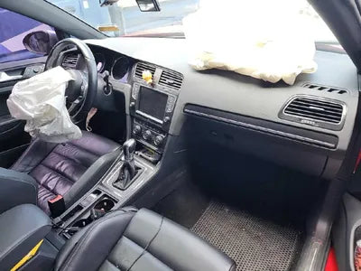 2015 Volkswagen Golf VIN: