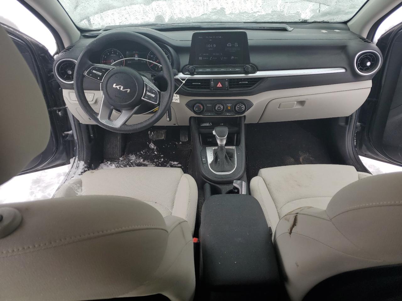 2022 KIA FORTE FE VIN:3KPF24AD1NE467181