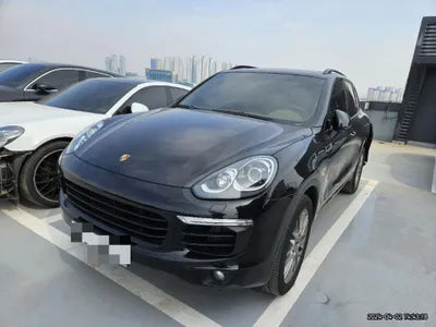 2016 Porsche Cayenne VIN: