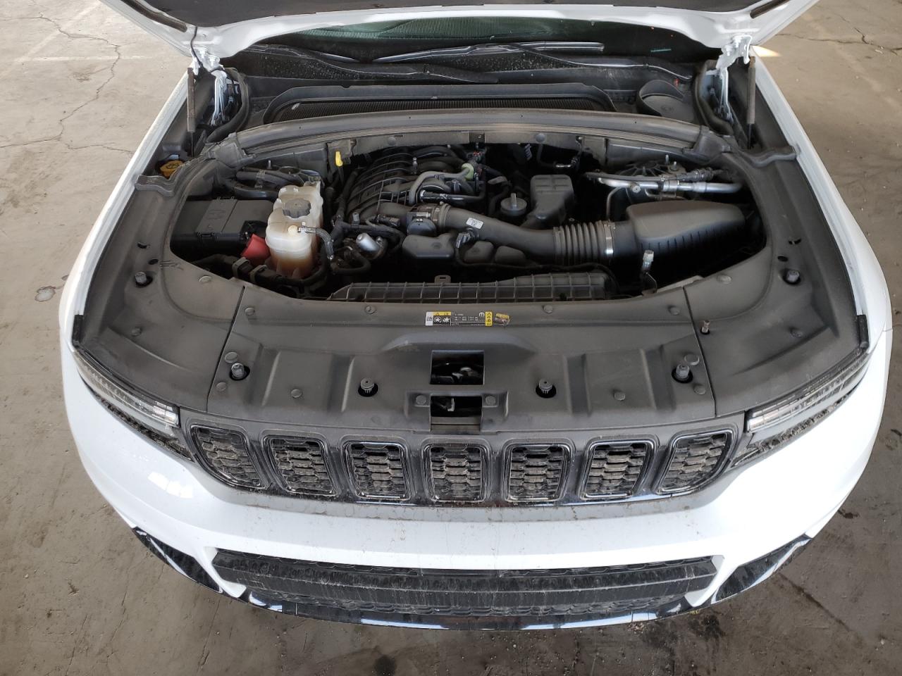 2024 JEEP GRAND CHEROKEE L LIMITED VIN:1C4RJKBG9R8935137