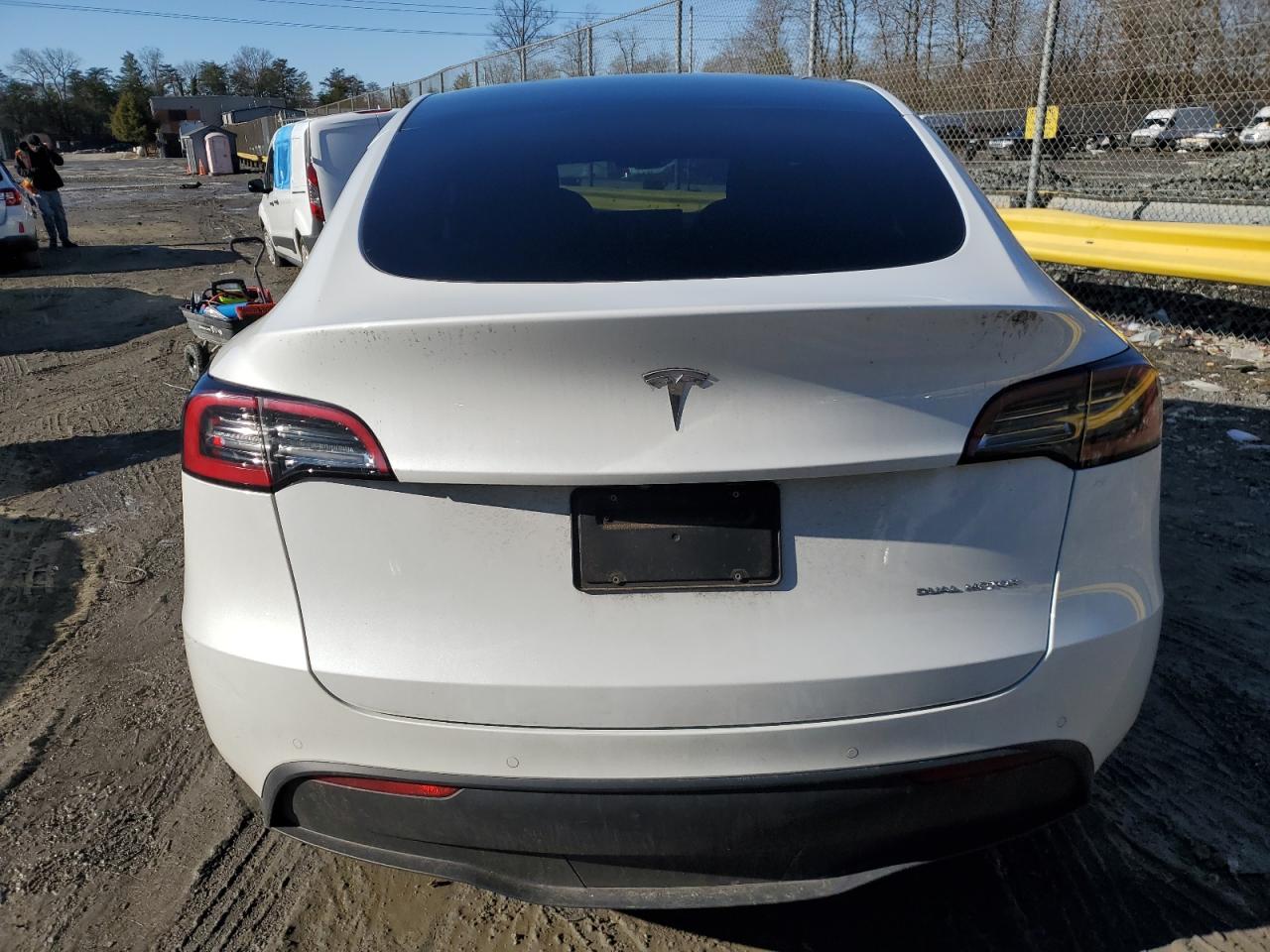 2022 TESLA MODEL Y  VIN:7SAYGAEE3NF466378