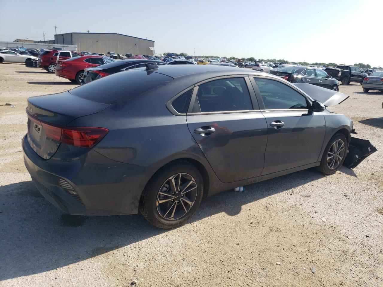 2024 KIA FORTE LX VIN:3KPF24ADXRE752869