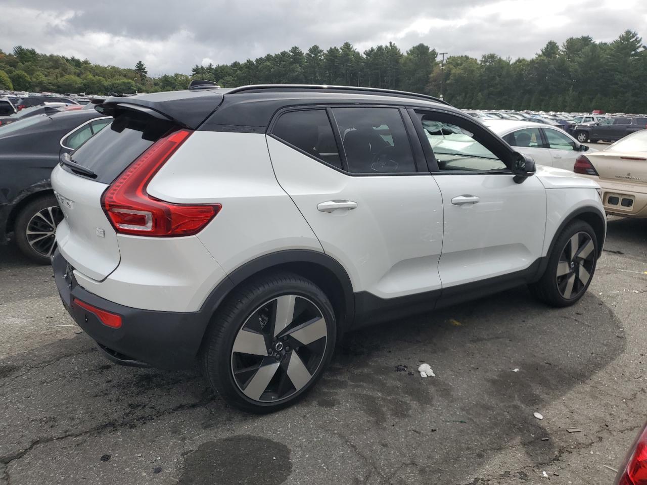 2024 VOLVO XC40 RECHARGE ULTIMATE VIN:YV4ER3XM1R2293945