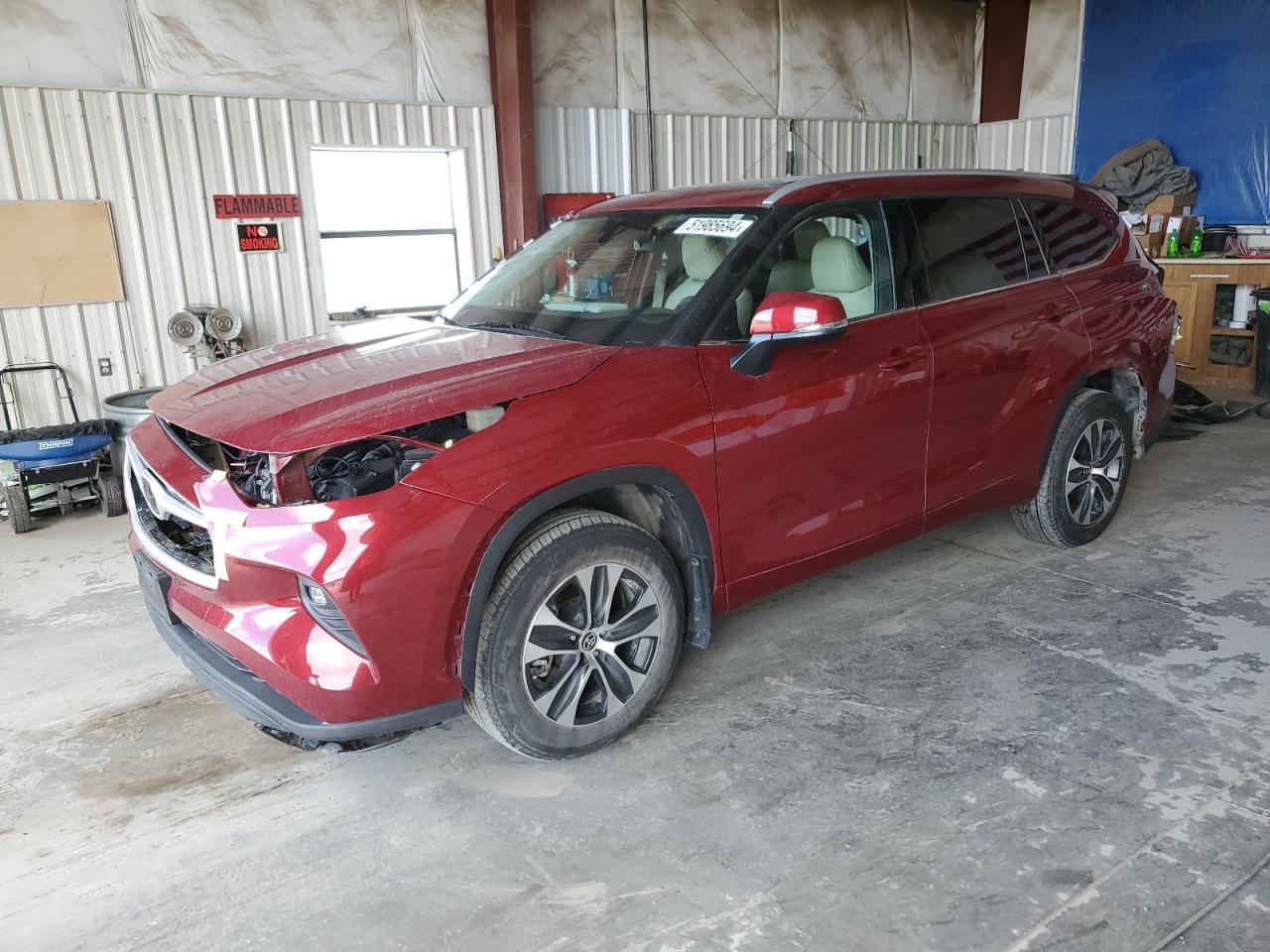 2022 TOYOTA HIGHLANDER XLE VIN:5TDGZRBH2NS233099