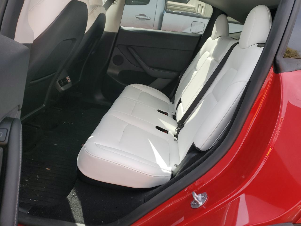 2023 TESLA MODEL Y  VIN:7SAYGDEE5PF922398