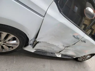 2015 Kia Carnival VIN:
