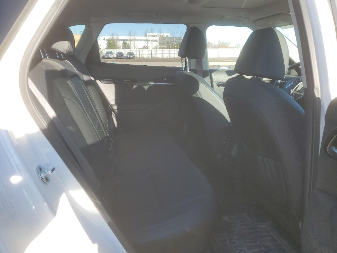2022 KIA SELTOS SX VIN:KNDETCA28N7341479