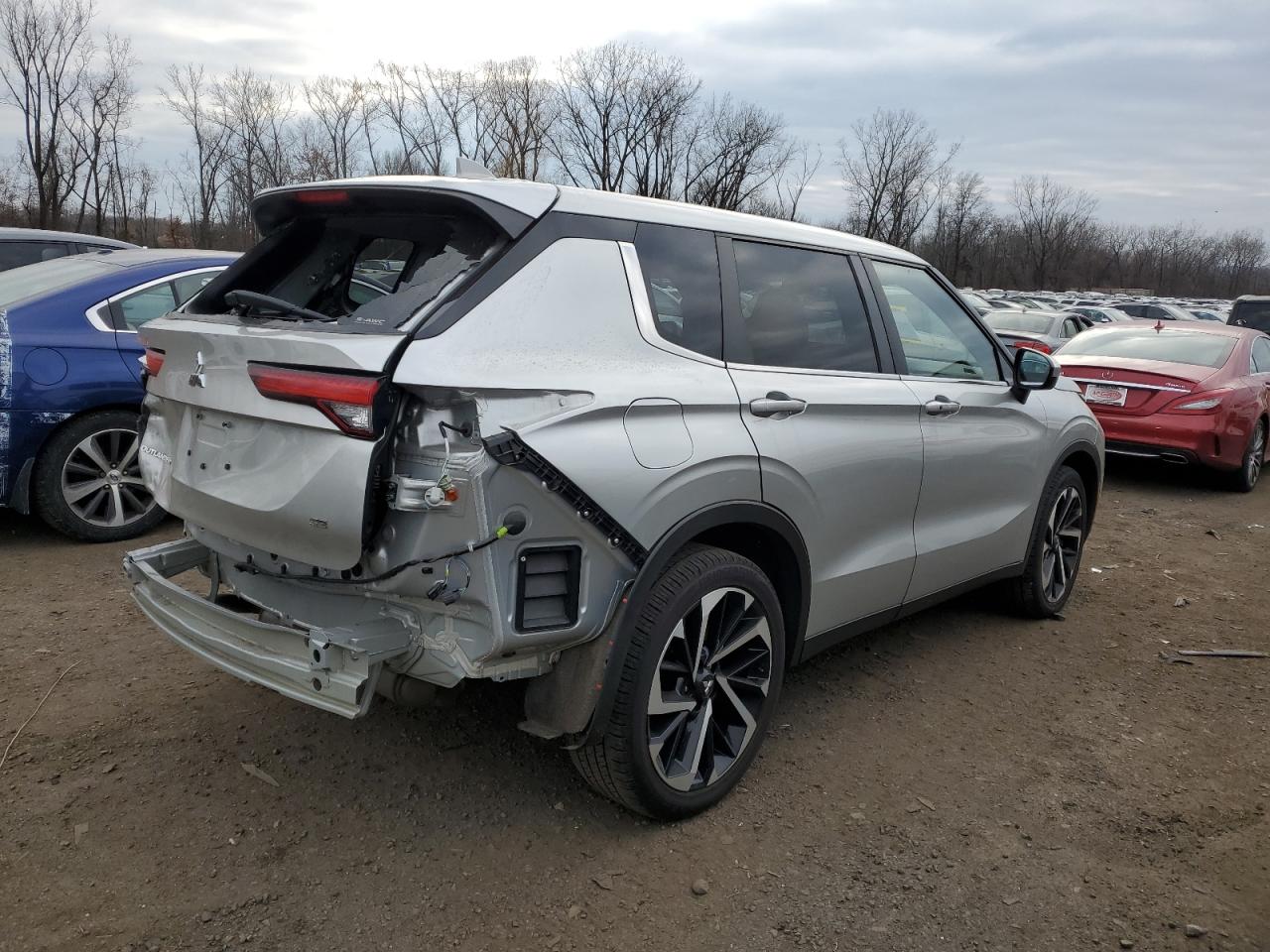 2022 MITSUBISHI OUTLANDER SE VIN:JA4J4UA88NZ048783