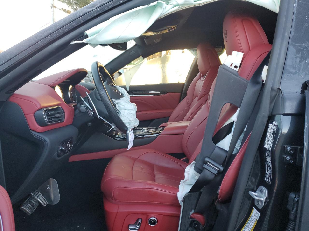 2022 MASERATI LEVANTE MODENA VIN:ZN661ZUM5NX396321