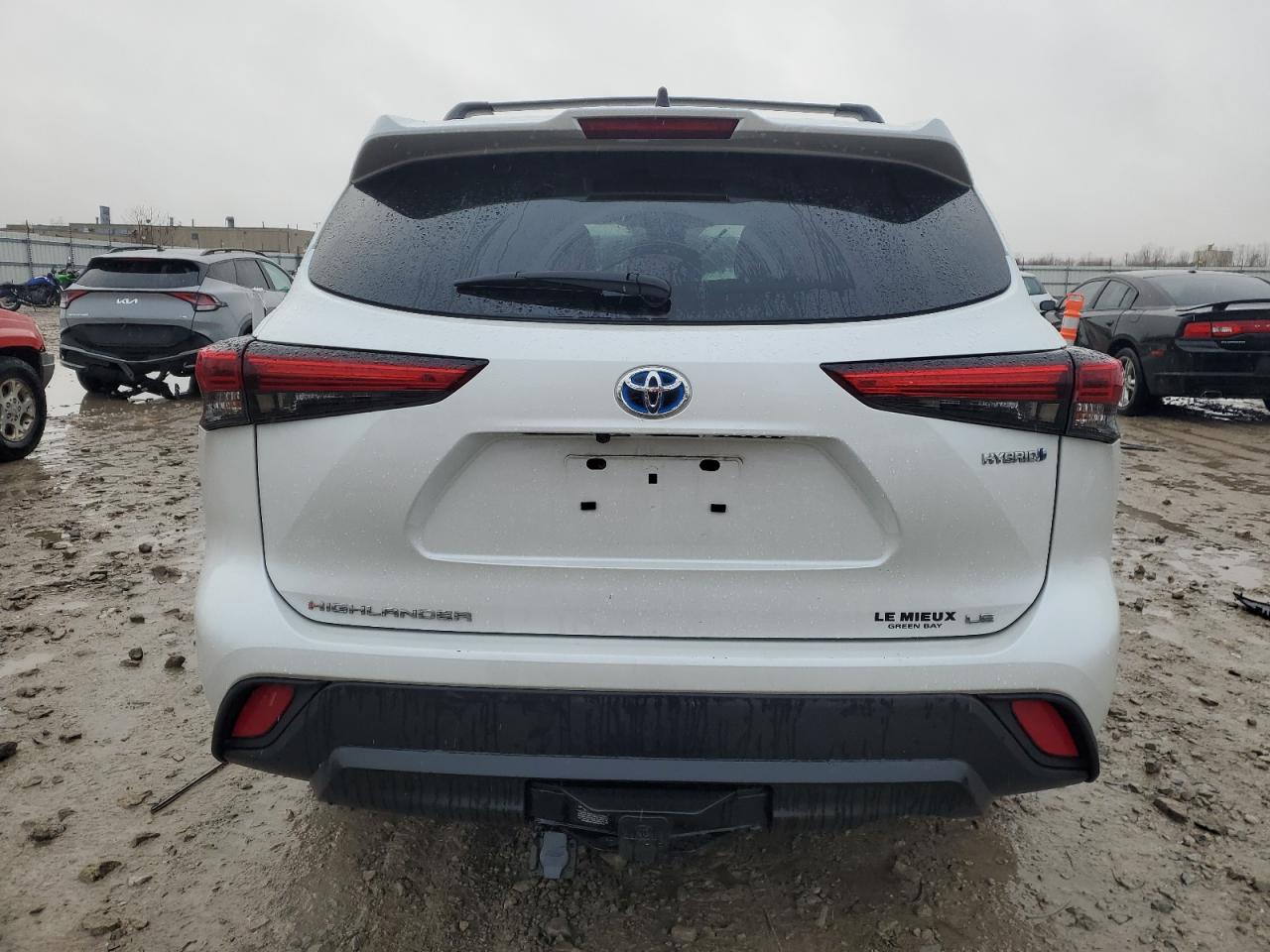 2022 TOYOTA HIGHLANDER HYBRID LE VIN:5TDBBRCH7NS560224