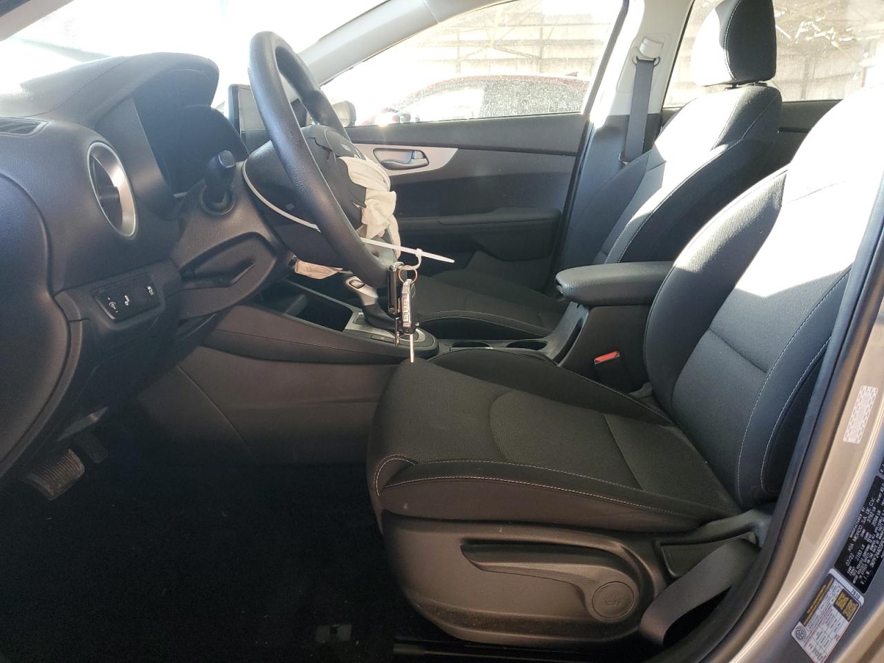 2023 KIA FORTE LX VIN:3KPF24AD5PE516790