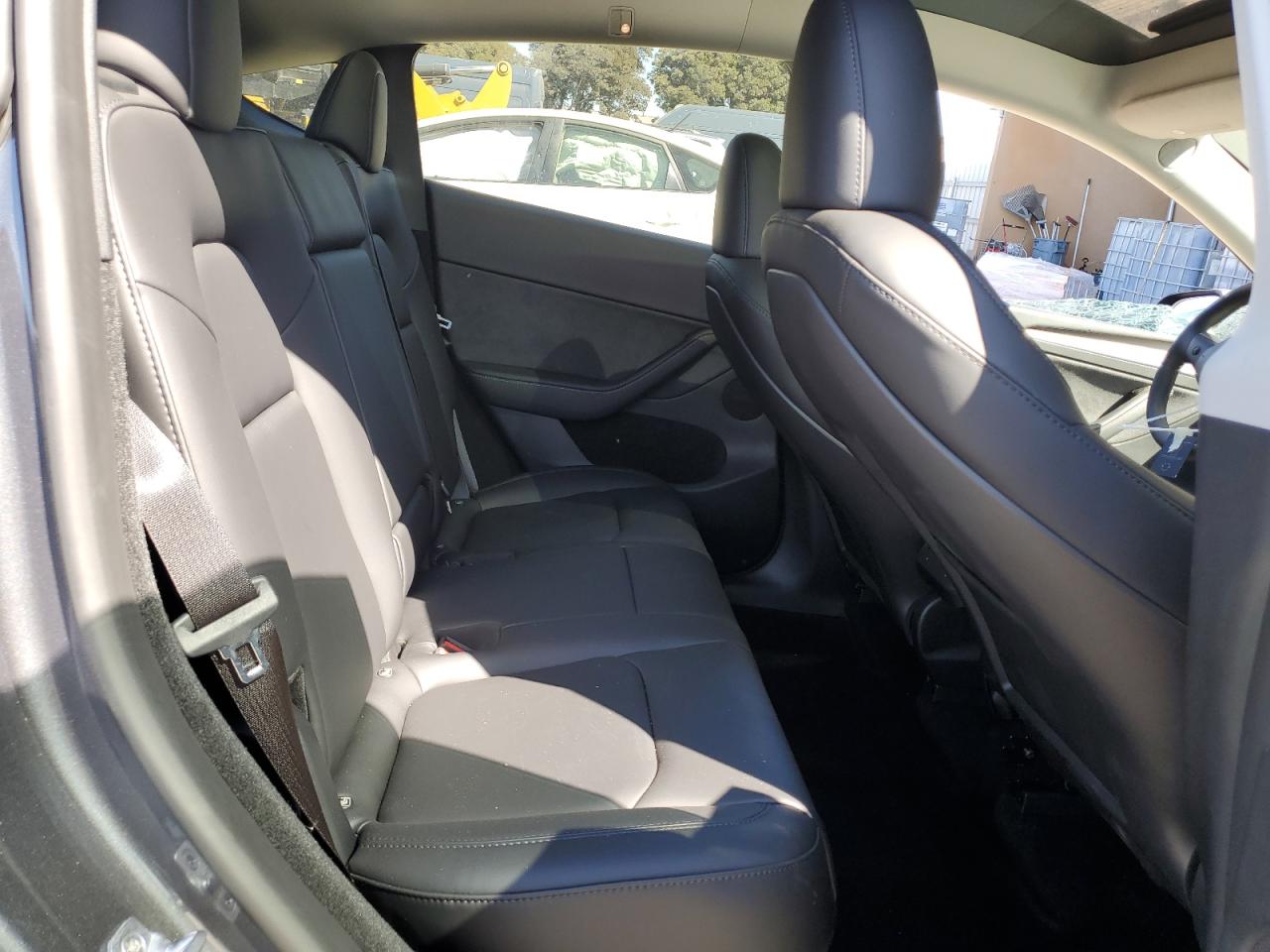 2023 TESLA MODEL Y  VIN:7SAYGDEE8PF971160