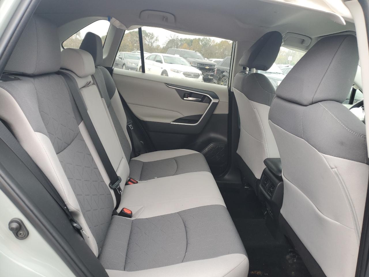 2022 TOYOTA RAV4 XLE VIN:2T3W1RFV1NW236111