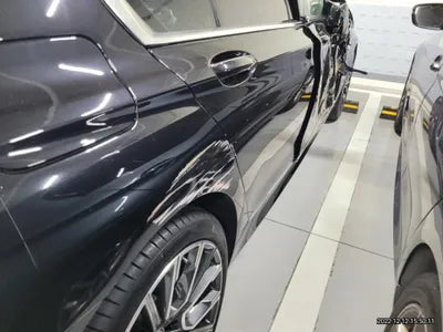 2021 BMW 740 VIN: