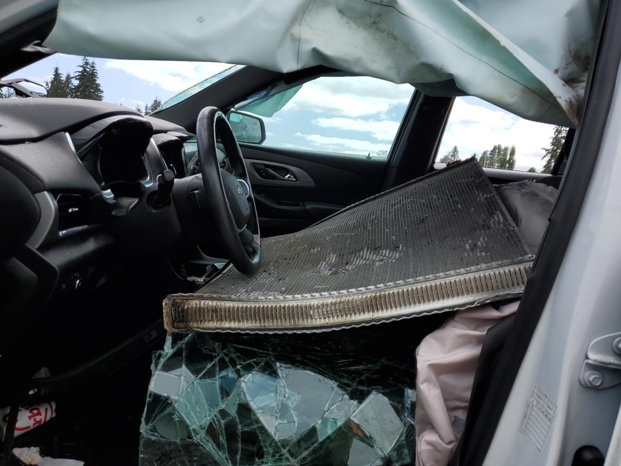 2022 CHEVROLET TRAVERSE LT VIN:1GNEVGKW9NJ102875